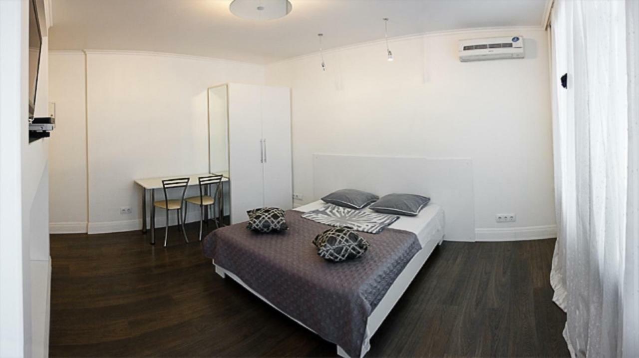 Great Studio Near The Pechersk Kiev Dış mekan fotoğraf